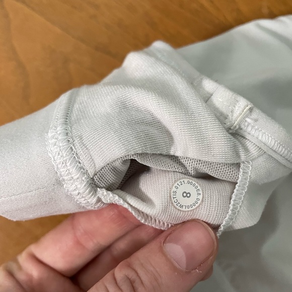 Lululemon sports bra - Picture 5 of 5